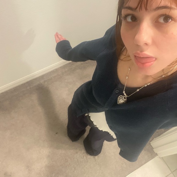 Meet your Posher, Devanny! - Picture 6 of 12